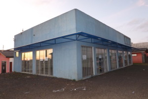 Predio Azul colocaçaão toldo 27-06-15 (13)